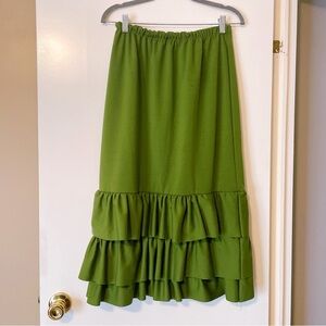 The Klassy Girl Boutique Green Ruffled Skirt Size M.